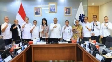 Sinergi Kemnaker dan Kementerian PU, Wamenaker Ferry : Pekerja Konstruksi Lokal Wajib Naik Kelas