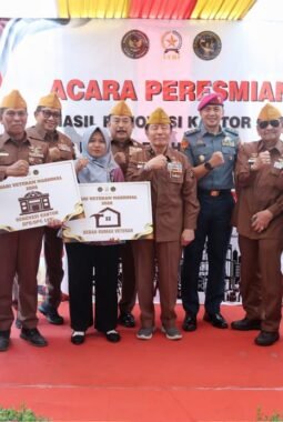 Peringatan Hari Veteran Nasional 2026 Kemenhan Renovasi Sekretariat LVRI dan Bedah Rumah Veteran di 19 Provinsi