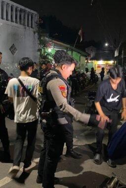 Brimob Polda Metro Jaya Bubarkan Balap Liar, Sembilan Motor Diamankan di Jakarta Timur