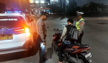 JJOS Patroli Cipta Kondisi Polres Pelabuhan Tanjung Priok, Antisipasi Kejahatan Jalanan dan Gangguan Kamtibmas - Teropong Rakyat