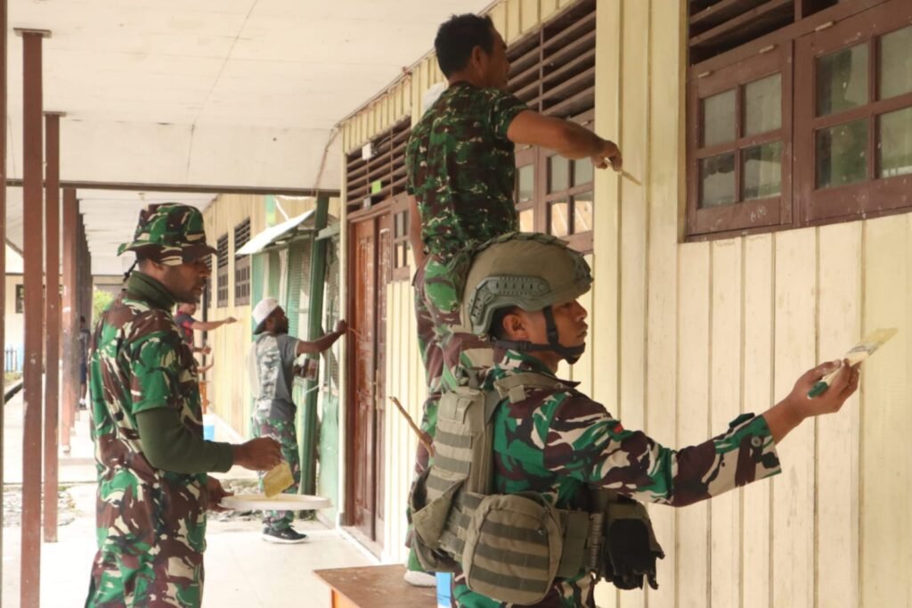 Kodim 1714/PJ Gelar Karya Bakti Merah Putih SMP Negeri 1 Mulia Kab. Puncak Jaya - Teropong Rakyat