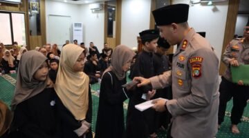 Polres Pelabuhan Tanjung Priok Berbagi Kebahagiaan, Santuni 40 Anak Yatim dan Gelar Doa Bersama