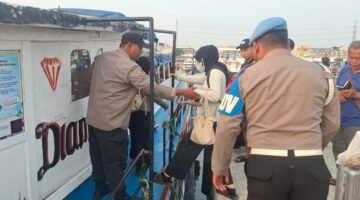 Polsek Kawasan Sunda Kelapa Polres Priok, Perkuat Pelayanan & Pengamanan Wisatawan di Dermaga Kali Adem Muara Angke