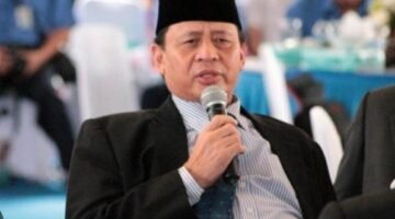 H. Wahidin Halim Anggota DPR RI Fraksi Nasdem, Membuka Langsung Acara Pertandingan Futsal Sekelurahan Pinang Kota Tangerang