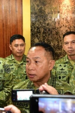 Panglima TNI Imbau Masyarakat Tidak Mudah Terprovokasi Informasi yang Belum Terverifikasi