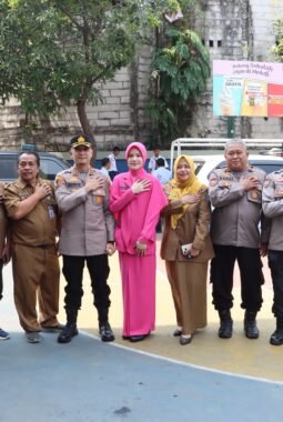 JJOS Police Goes To School, Kapolres Priok Ajak Pelajar SMPN 261 Muara Angke Jauhi Tawuran dan Narkoba