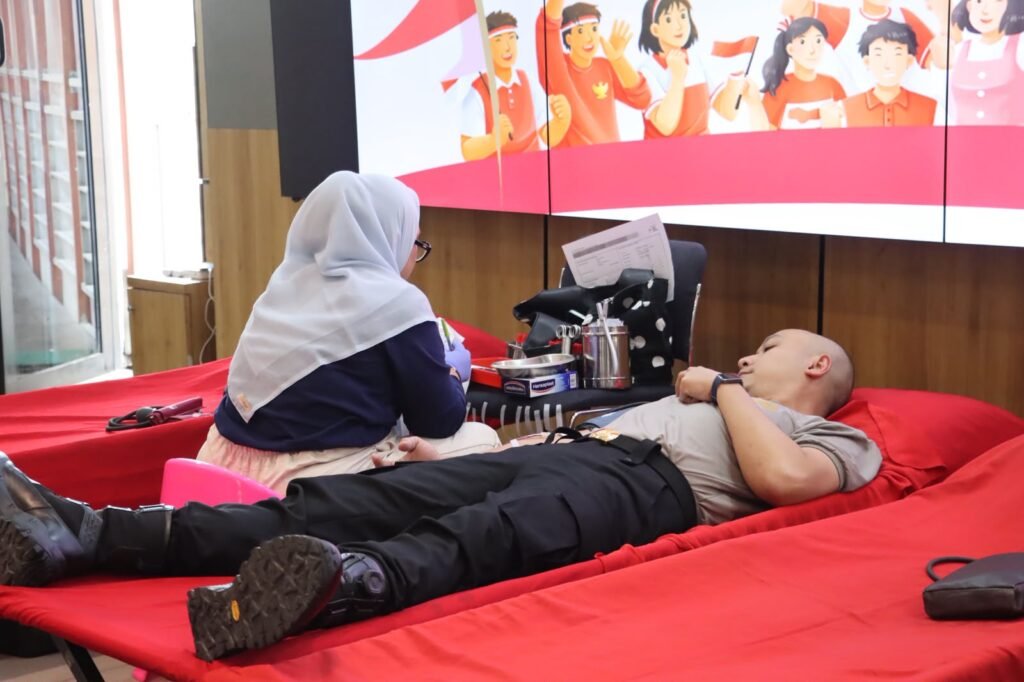 Semarak HUT Kemerdekaan RI; PMJ Merdeka Bersama Masyarakat, Polres Priok Gelar Donor Darah untuk Masyarakat - Teropong Rakyat