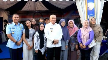Terbang Dengan F-16, Gubernur Kalsel dan Forkopimda Rasakan Sensasi Dunia Tempur di Angkasa, Ramaikan Stand Lanud Sjamsudin Noor Kalsel Expo 2026
