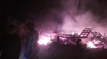 Korsleting Diduga Picu Kebakaran, Kandang Ayam di Kromengan
