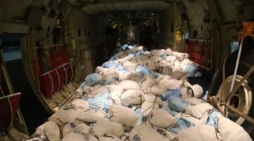 TNI Kirim 27 Ton Bantuan untuk Korban Gempa NTT