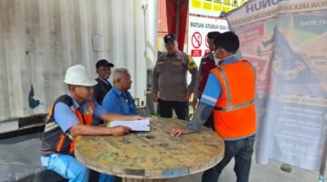 Jaga Jakarta On The Spot di Pelabuhan Sunda Kelapa, Polisi Tampung Keluhan Buruh soal Banjir Rob