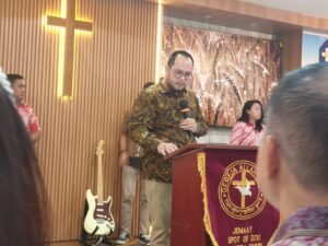 Portal Berita Indonesia dan Dunia Terkini Hari Ini, Update Harian Terbaru, Terlengkap, Tajam, Aktual dan Berimbang. Dari Luka Menjadi Berkat — Pendeta Yansen Bagikan Kesaksian Hidup di Ibadah Minggu Gereja Allah Baik - Teropong Rakyat