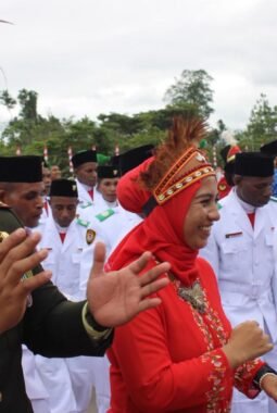 Upacara HUT ke-81 RI di Yahukimo Berlangsung Khidmat, Bupati Didimus Yahuli Pimpin Langsung