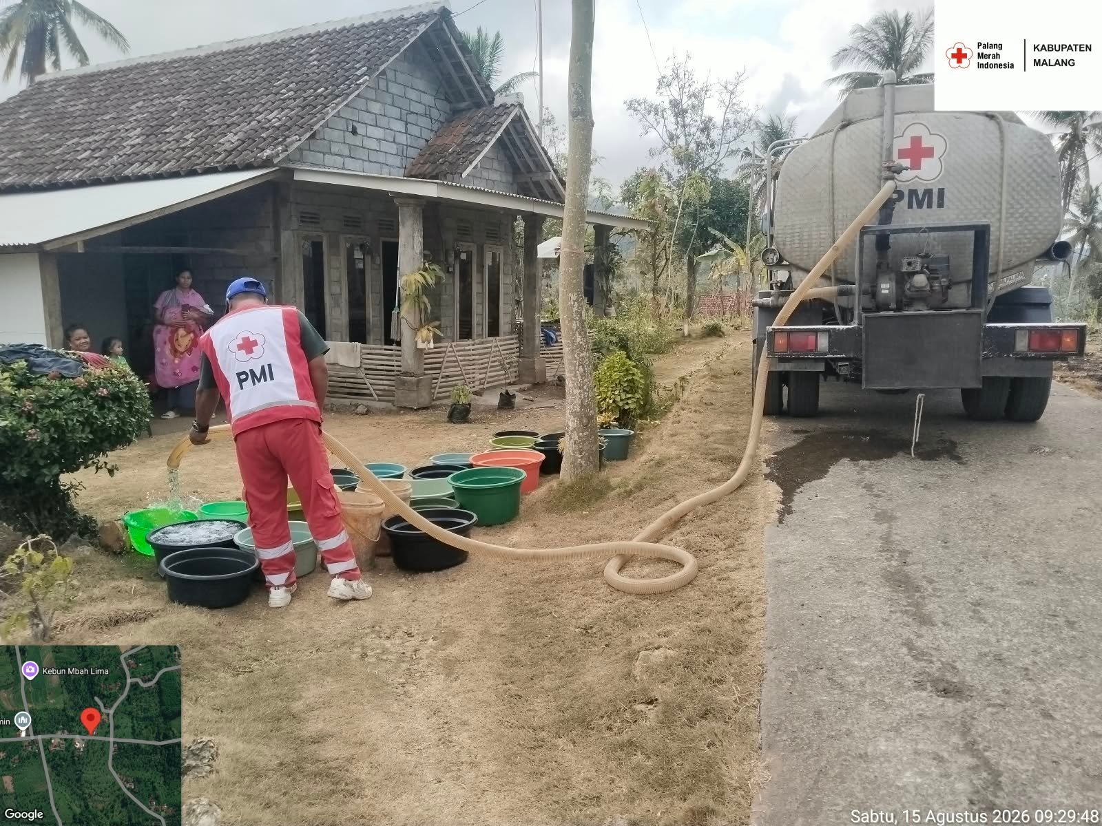 Peduli Warga Kekurangan Air, PMI Malang Distribusikan 20 Ribu Liter Air Bersih