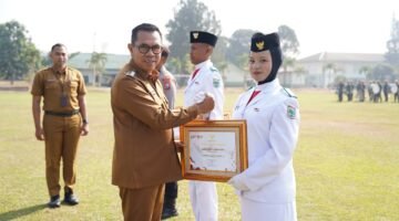 Lepas Purna Tugas Paskibraka Kota Batu, Wali Kota Nurochman Titip Pesan untuk Terus Jadi Teladan