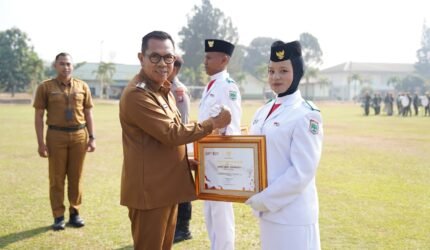 Lepas Purna Tugas Paskibraka Kota Batu, Wali Kota Nurochman Titip Pesan untuk Terus Jadi Teladan - Teropong Rakyat