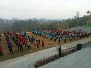 Portal Berita Indonesia dan Dunia Terkini Hari Ini, Update Harian Terbaru, Terlengkap, Tajam, Aktual dan Berimbang. MPLS Hari Kedua di Sekolah Rakyat Terintergrasi 1 Srigonco Diisi Salat Subuh dan Senam Pagi - Teropong Rakyat
