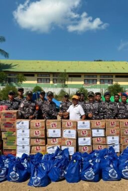 Optimalkan Bantuan Untuk Korban Gempa NTT, TNI Kerahkan 1.265 Personel dan Salurkan 188 Ton Bantuan