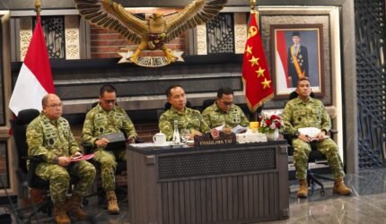 VTC Panglima TNI-CDF ADF Menjadi Momentum Perkuat Kerja Sama Bilateral Indonesia-Australia - Teropong Rakyat