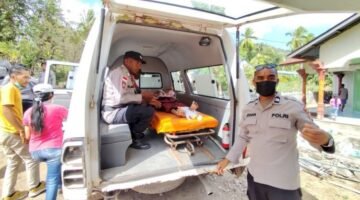 Polri Evakuasi Dua Warga Palue Lewat Jalur Udara, Lansia Korban Reruntuhan dan Ibu Hamil