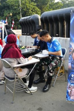 TNI Gelar Bhakti Kesehatan Gratis Sambut HUT ke-81 TNI
