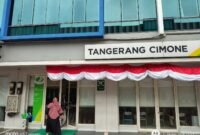 Kantor cabang BPJS : TANGERANG CIMONE
Alamat : KOMPLEK BOULEVARD BUSINESS CENTER @JATAKE BLOK D NO. 2-7 JL GATOT SUBROTO KM 5,3 KELURAHAN GANDASARI KECAMATAN JATIUWUNG KOTA TANGERANG