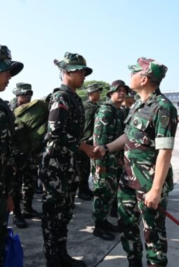 TNI Kerahkan Tiga Batalyon Teritorial Pembangunan Perkuat Penanganan Karhutla di Kalbar