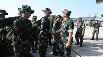 TNI Kerahkan Tiga Batalyon Teritorial Pembangunan Perkuat Penanganan Karhutla di Kalbar