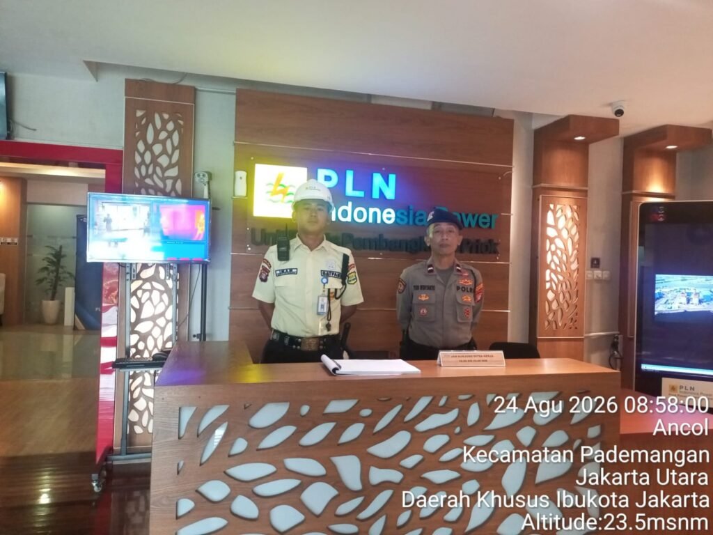 Portal Berita Indonesia dan Dunia Terkini Hari Ini, Update Harian Terbaru, Terlengkap, Tajam, Aktual dan Berimbang. Tingkatkan Keamanan, Unit Pam Obvit Polres Pelabuhan Tanjung Priok Laksanakan Patroli di Area PT PLN Indonesia Power UBP Priok - Teropong Rakyat