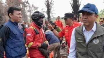 Cek Karhutla Gambut Jambi, Menhut Raja Antoni : Kelalaian Kecil Bisa Berdampak Luas