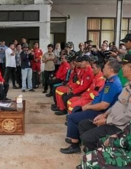 Datangi Berau, Menhut Raja Antoni Pastikan Karhutla Tak Ancam Habitat Orangutan