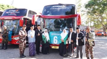 Wali Kota Batu Lepas Peserta Muktamar NU, Doakan Keselamatan hingga Kembali ke Kota Batu