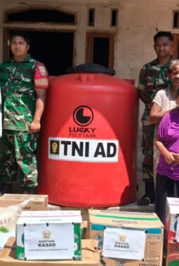 Hari Kelima Belas Penanganan Gempa NTT, TNI Sudah Salurkan 990,691 Ton Bantuan