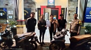 Oplus_0