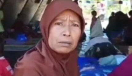 Viral di Medsos, Warga Aesesa Mbay Nagekeo Keluhkan Lambannya Bantuan Bupati Pasca Gempa M7,7 - Teropong Rakyat