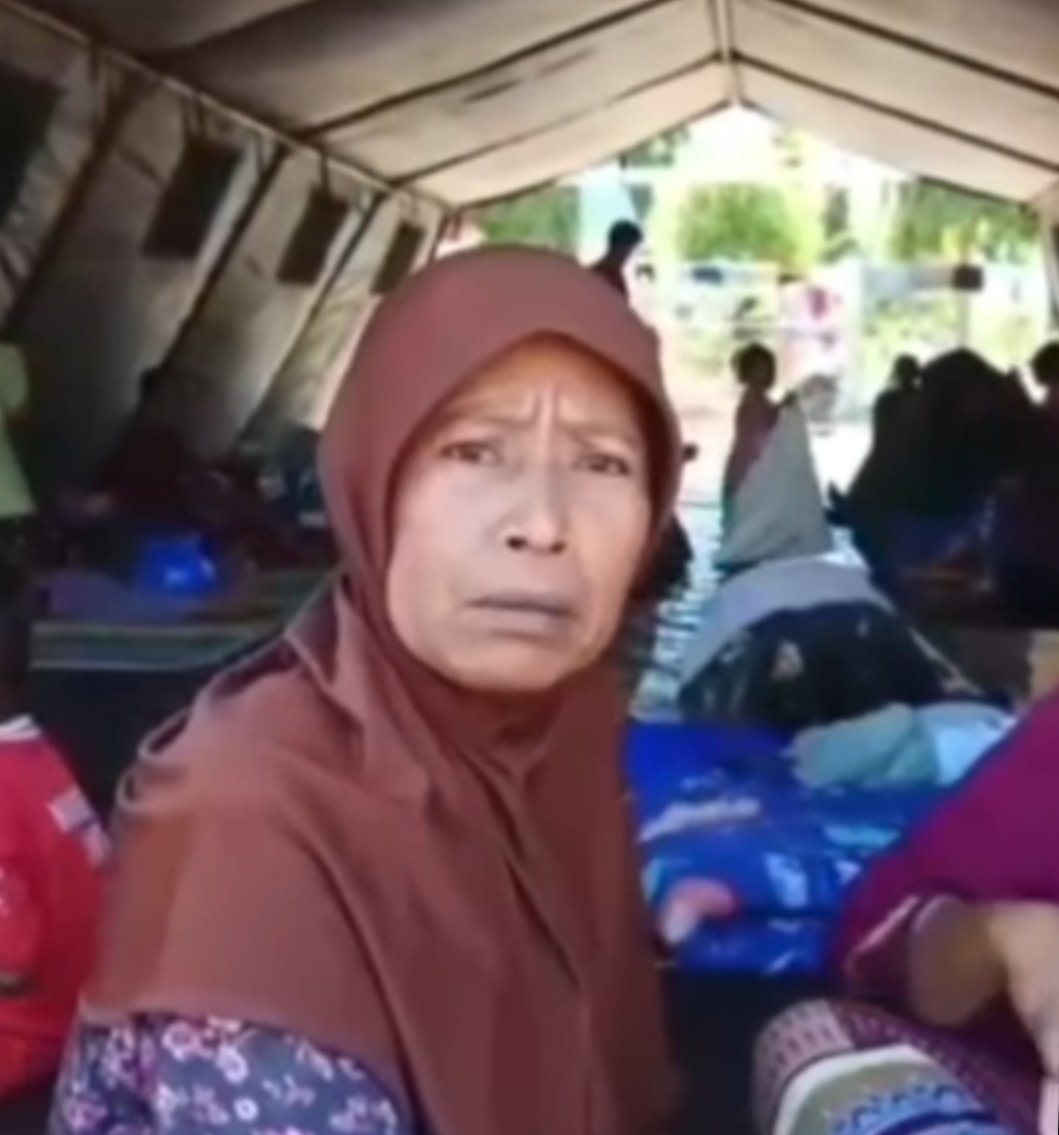 Viral di Medsos, Warga Aesesa Mbay Nagekeo Keluhkan Lambannya Bantuan Bupati Pasca Gempa M7,7