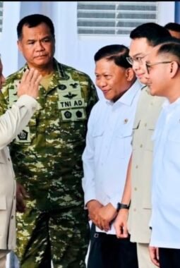 Wapang TNI Hadiri Peresmian PLTS 100 GWp Tahap Pertama Oleh Presiden RI
