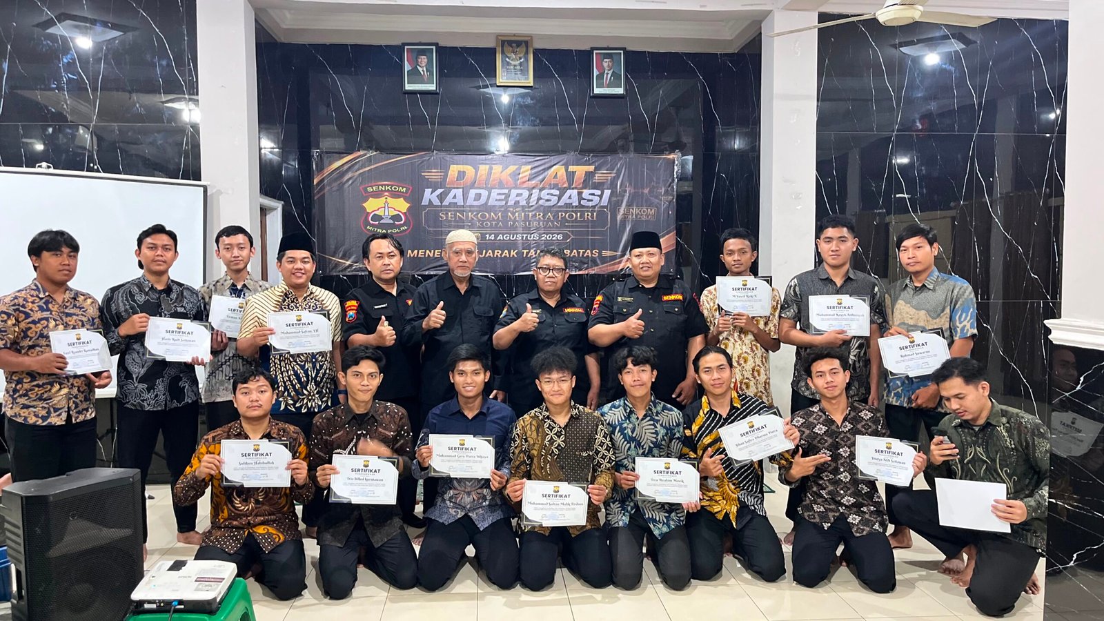 Portal Berita Indonesia dan Dunia Terkini Hari Ini, Update Harian Terbaru, Terlengkap, Tajam, Aktual dan Berimbang. Siapkan Regenerasi, Senkom Mitra Polri Kota Pasuruan Gelar Diklat Kader Untuk Masa Depan Organisasi - Teropong Rakyat