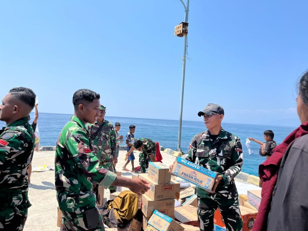 Hari Kedelapan Belas Penanganan Gempa NTT, TNI Kirim 1.054,603 Ton Bantuan - Teropong Rakyat