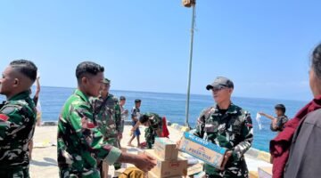 Hari Kedelapan Belas Penanganan Gempa NTT, TNI Kirim 1.054,603 Ton Bantuan