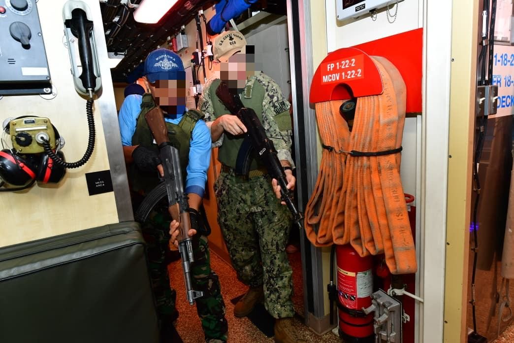 Kopaska dan US Navy Sinkronisasikan Taktik VBSS dan CQB Pada Super Garuda Shield