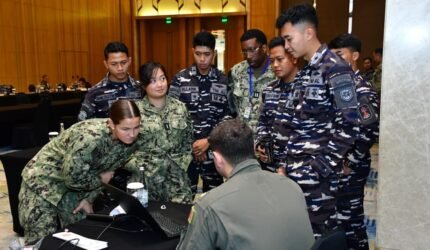 Pre-Sail Conference Sinkronkan Unsur Laut TNI dan US Navy Laksanakan Misi Navfor SGS - Teropong Rakyat