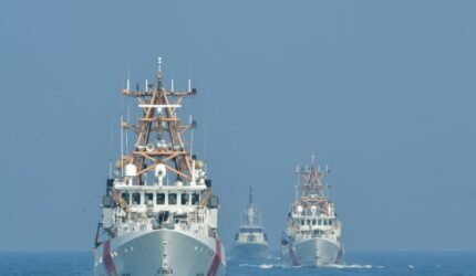 Photex Navy Force SGS 26, TNI AL dan Unsur Maritim Amerika Serikat Tampilkan Formasi Laut - Teropong Rakyat