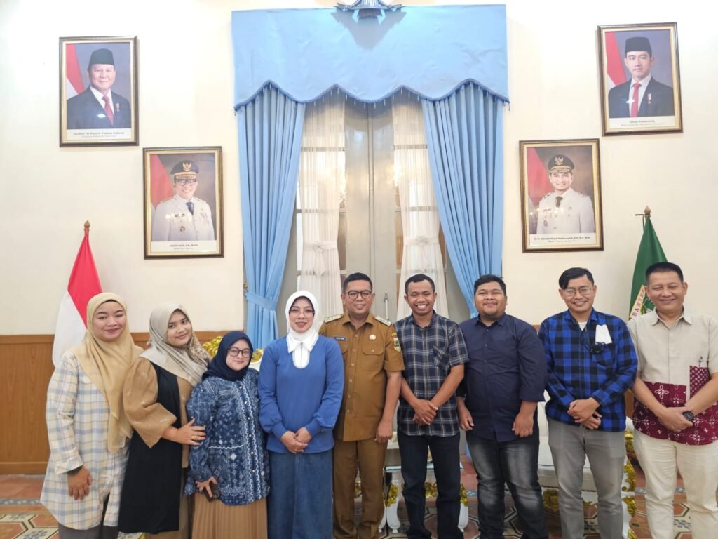 Prodi Administrasi Negara Universitas Pamulang Audiensi dengan Gubernur Banten, Dorong Penguatan 8 Program Prioritas dan Ketahanan Keluarga - Teropong Rakyat