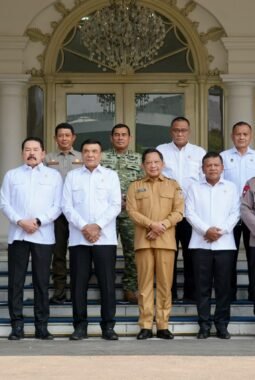 TNI Bersama Pemerintah Perkuat Penanggulangan Karhutla