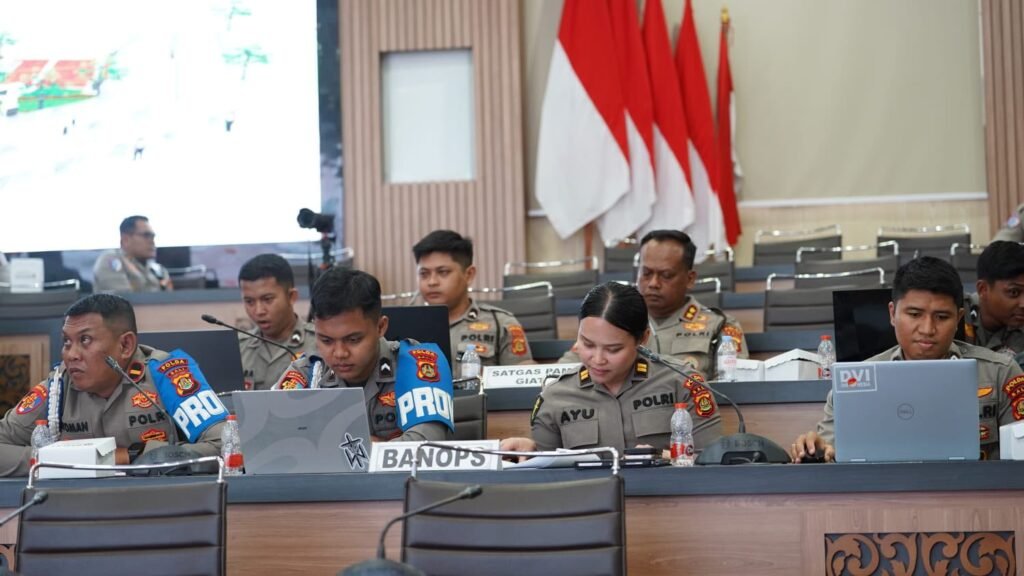 Portal Berita Indonesia dan Dunia Terkini Hari Ini, Update Harian Terbaru, Terlengkap, Tajam, Aktual dan Berimbang. Persiapan Pengamanan IAWP Polda Bali Gelar TWG - Teropong Rakyat