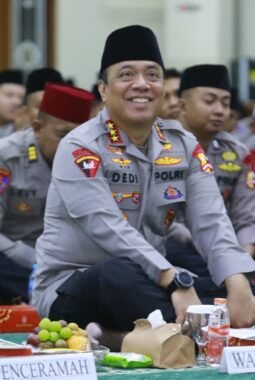 Maulid Nabi di Masjid Al-Ikhlas, Wakapolri Ajak Doa Bersama untuk Keselamatan Negeri
