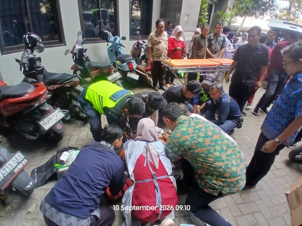 Mahasiswa UB Terjatuh dari Lantai 6 Gedung FBiPK - Teropong Rakyat
