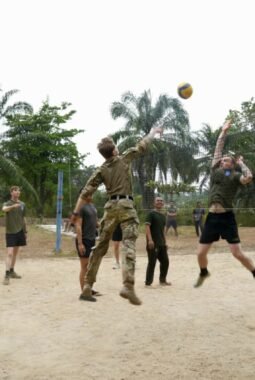 Olahraga Bersama Pererat Persahabatan Prajurit TNI dan Negara Sahabat di SGS 2026