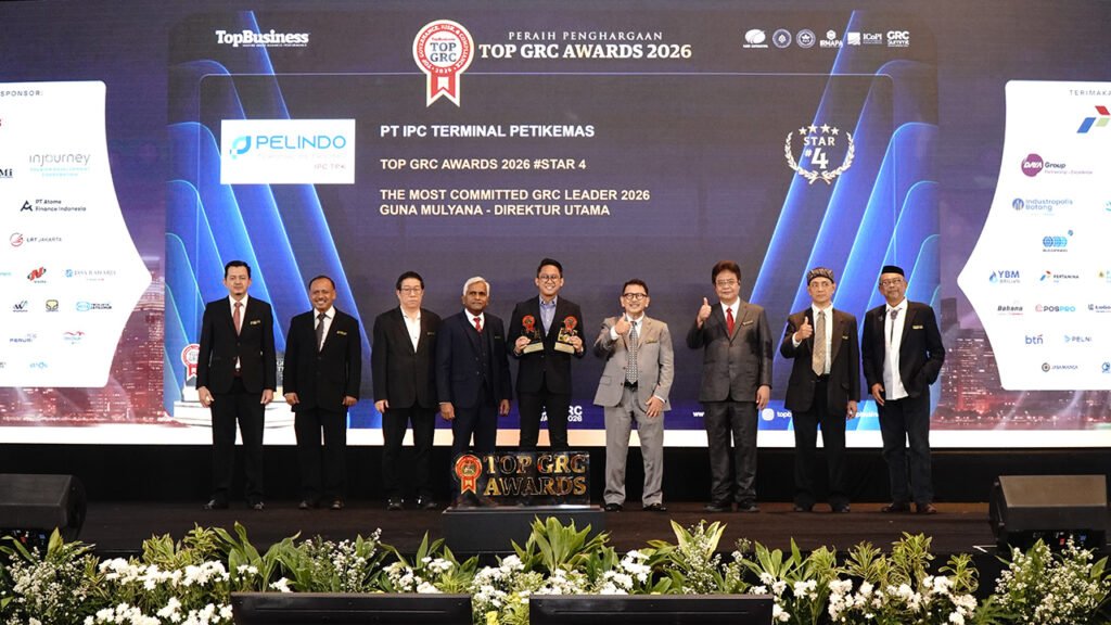 Sukses Integrasikan GRC dan Operasional Pelabuhan, IPC TPK Raih Dua Penghargaan TOP GRC Awards 2026 - Teropong Rakyat